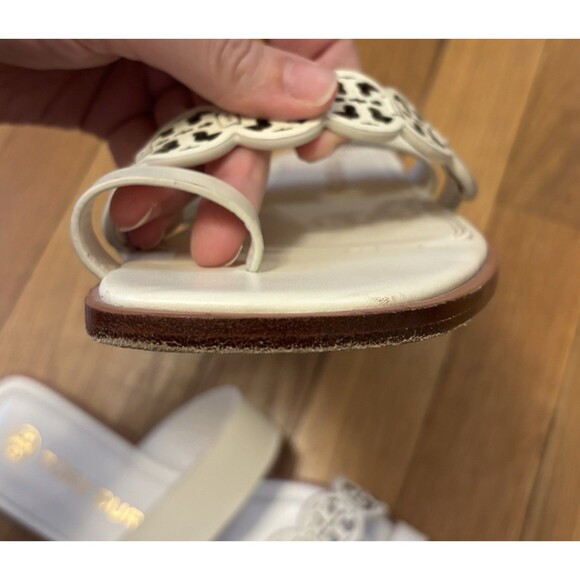 Tory Burch Tiny Miller Toe Ring Leather Sandal Ivory White Size 8.5 Logo - Picture 15 of 16
